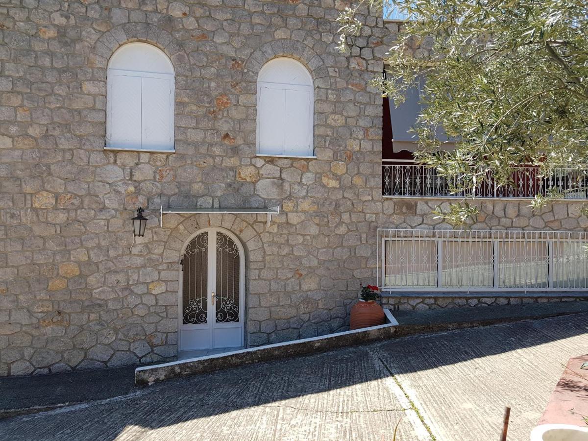 Villa Elea Tolo Bagian luar foto