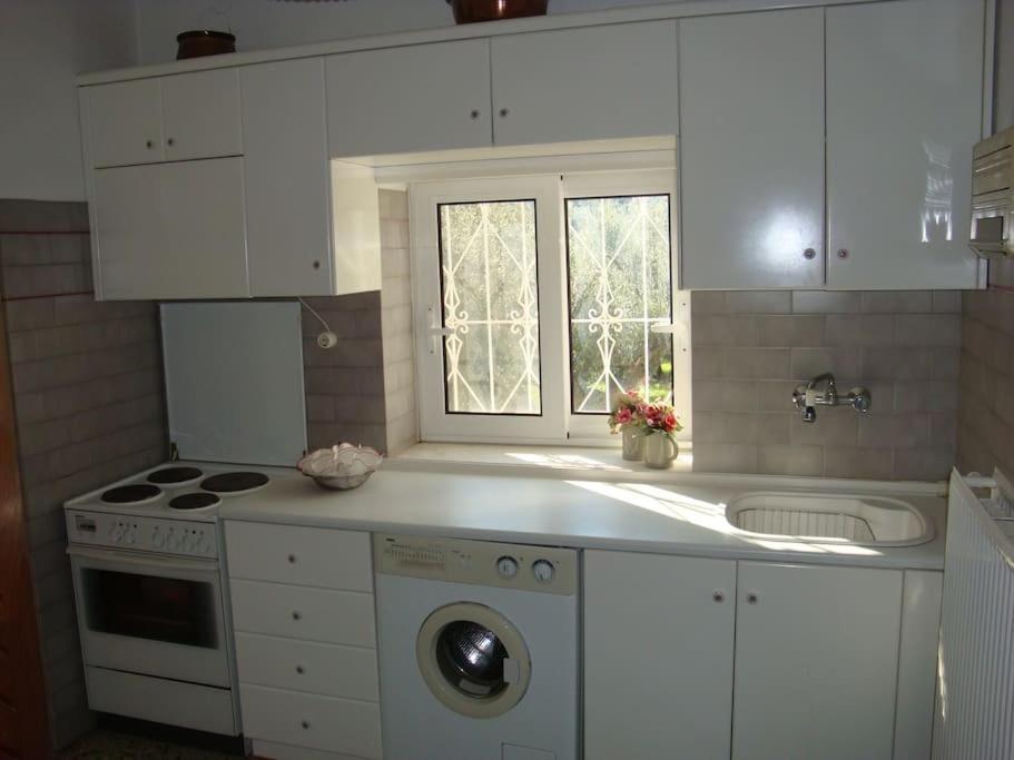 Villa Elea Tolo Bagian luar foto