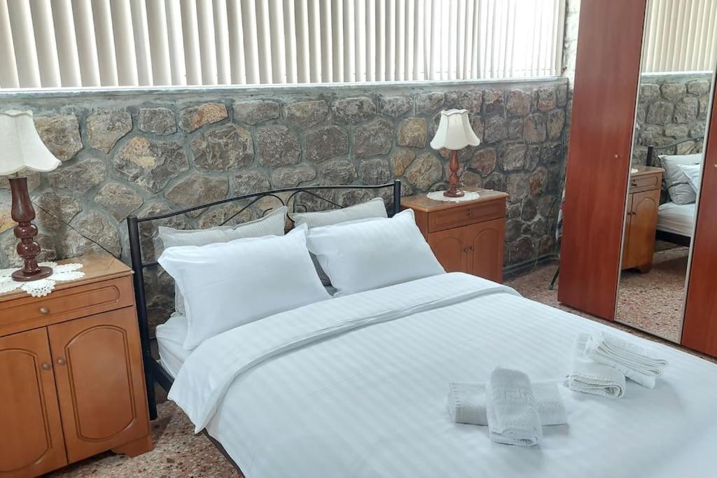 Villa Elea Tolo Bagian luar foto