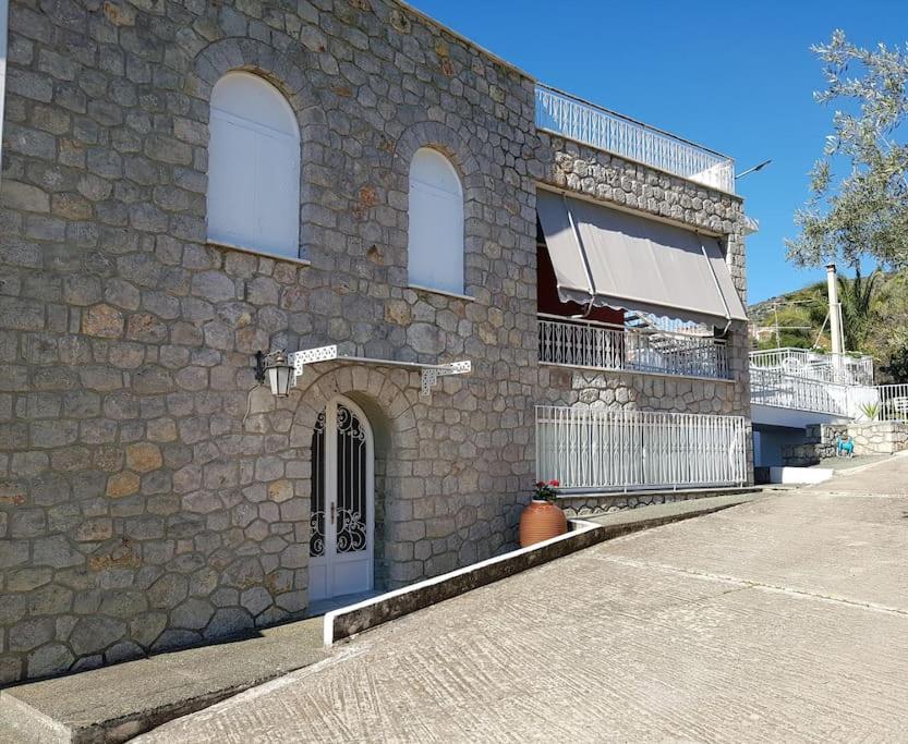 Villa Elea Tolo Bagian luar foto